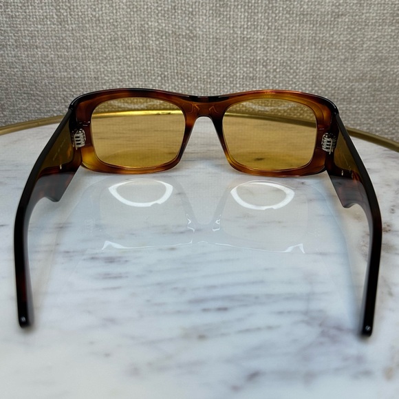 New! Authentic Gucci Sunglasses - Picture 7 of 13